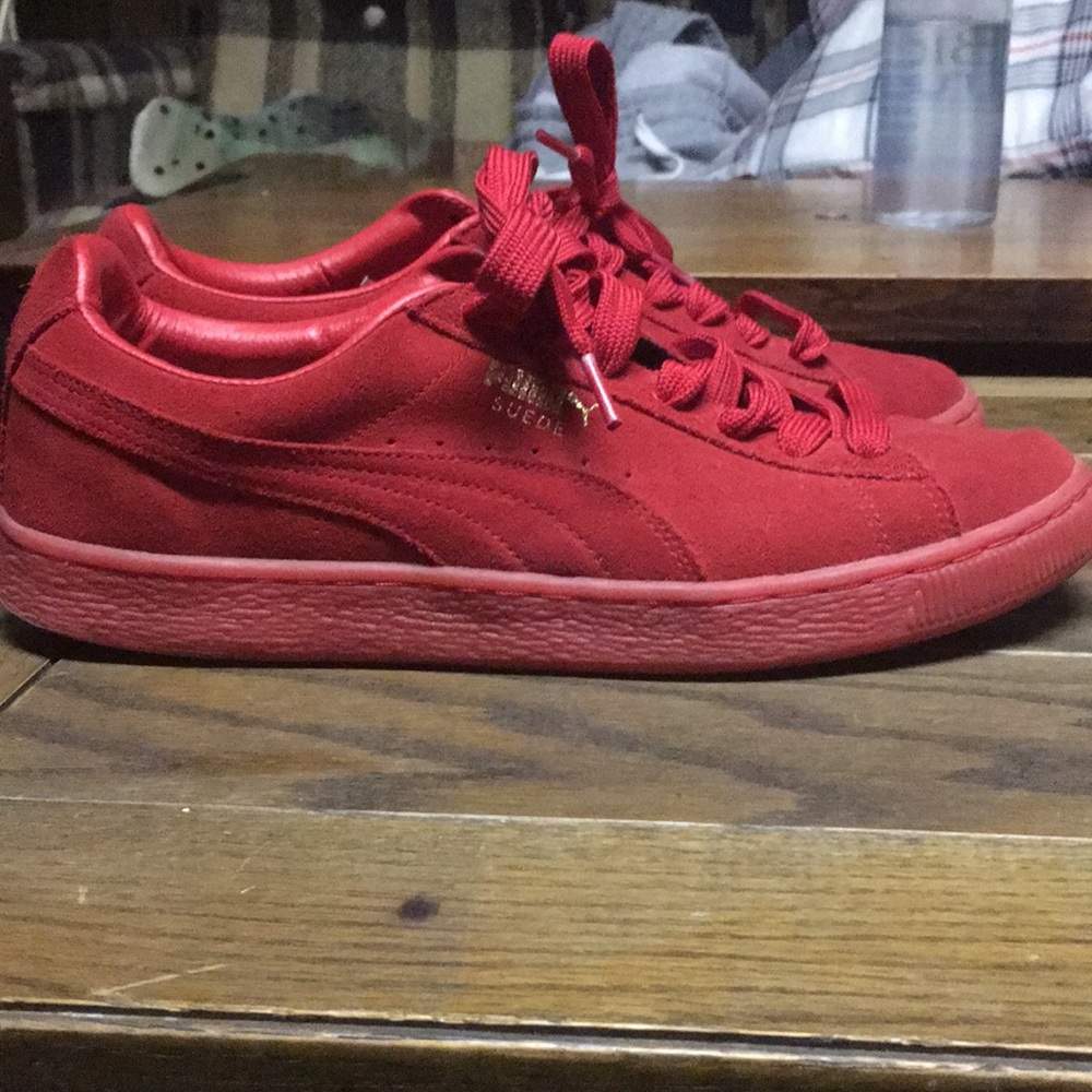 Red/Gold puma suedes
